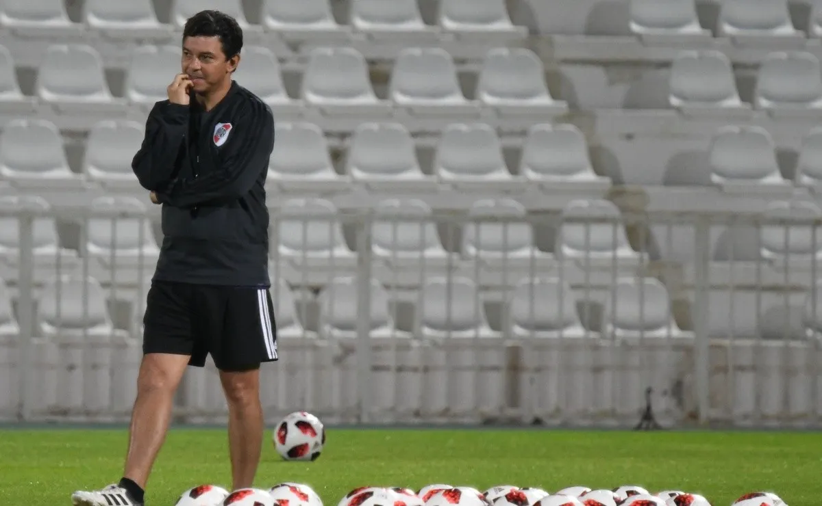 El Muñeco poco a poco diagrama la vuelta a los entrenamientos.