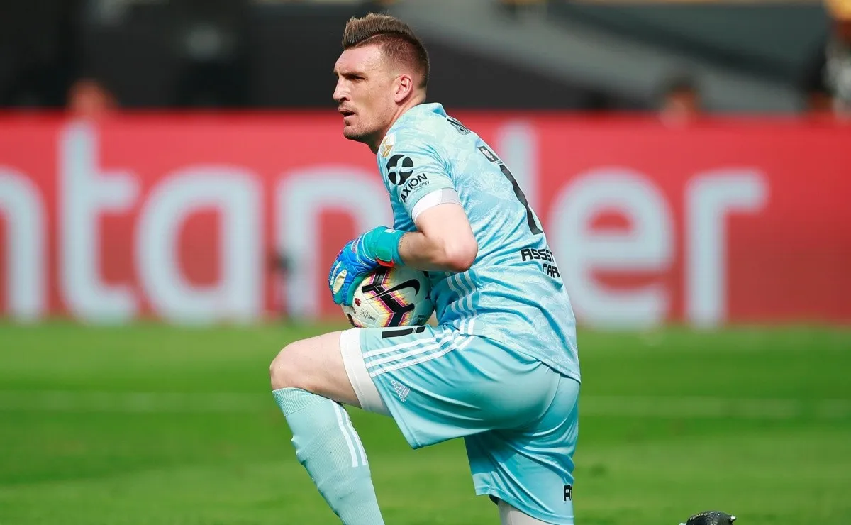 El arquero esta más que cómodo en River y será difícil llevárselo.