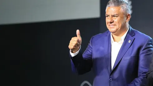 El fútbol argentino prepara su vuelta bajo la batuta de Tapia.