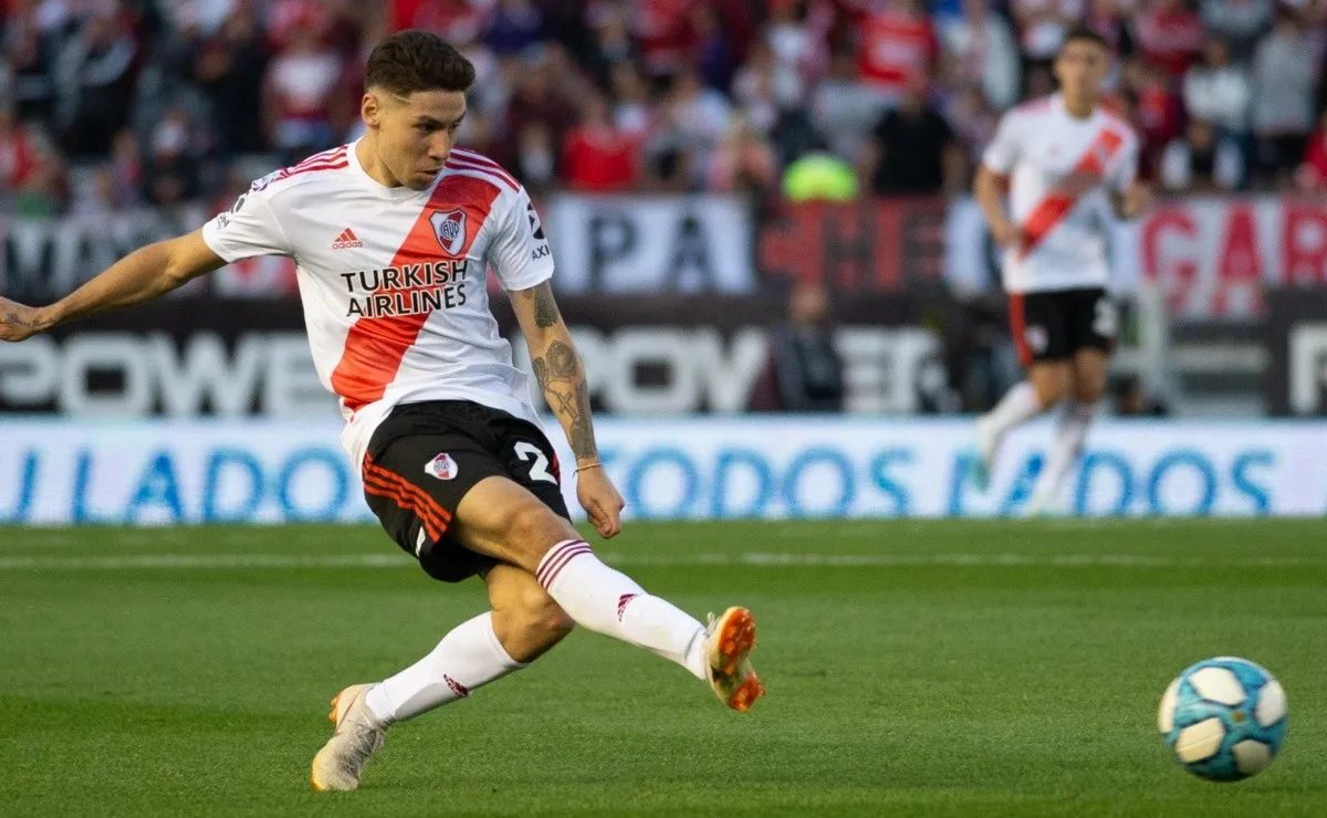 El defensor es pretendido por varios clubes del Viejo Continente.