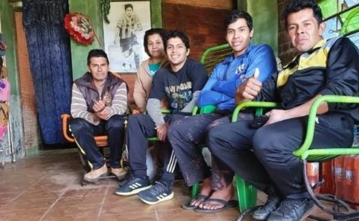 El defensor se encuentra en Paraguay junto a su familia.