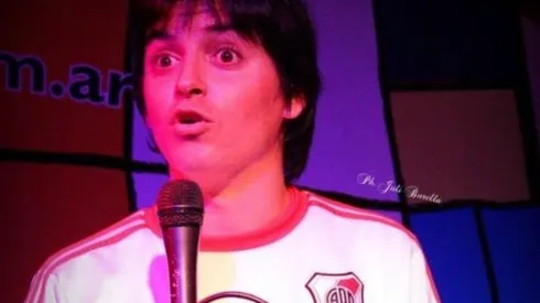 Mike Chouhy brindó un show privado para el plantel de River horas antes de la Recopa Sudamericana 2019.