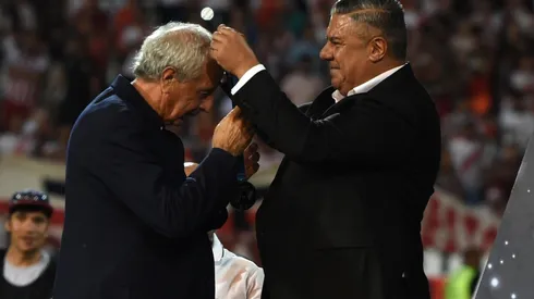 D'Onofrio es vice de la AFA junto con Ameal, Moyano, Tinelli, Achile (Defensores) y Raed (Mitre SdE). (FOTO: Getty)