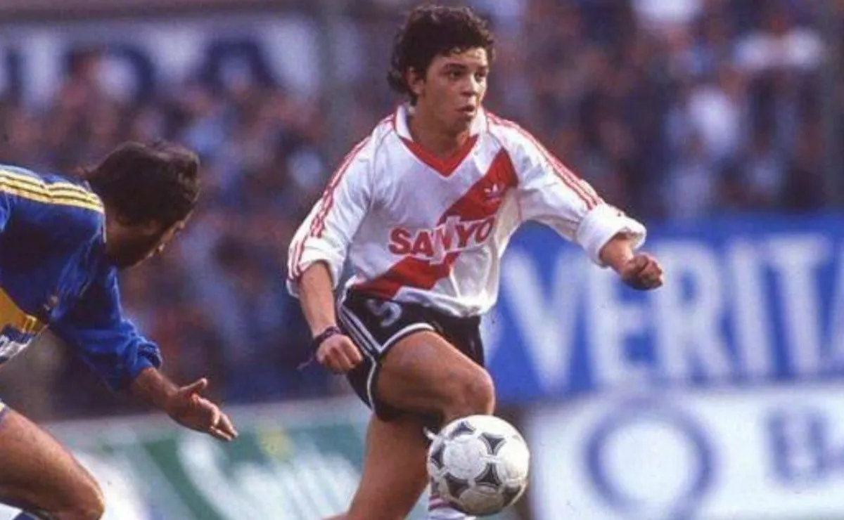 Marcelo Gallardo tuvo tres ciclos como jugador de River. (FOTO: El Gráfico)