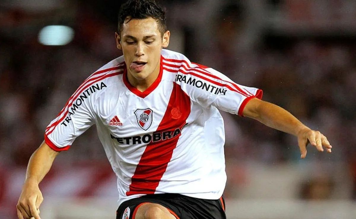 Ocampos disputó 40 partidos oficiales con la camiseta de River y marcó 7 goles