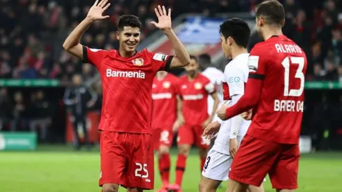 Alario sería titular, mientras que Palacios estaría en el banco de suplentes