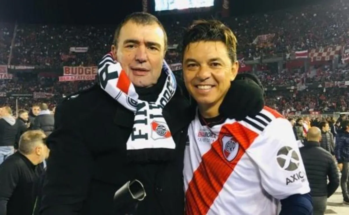 Lito junto al Muñeco Gallardo, con quien mantiene una gran relación.