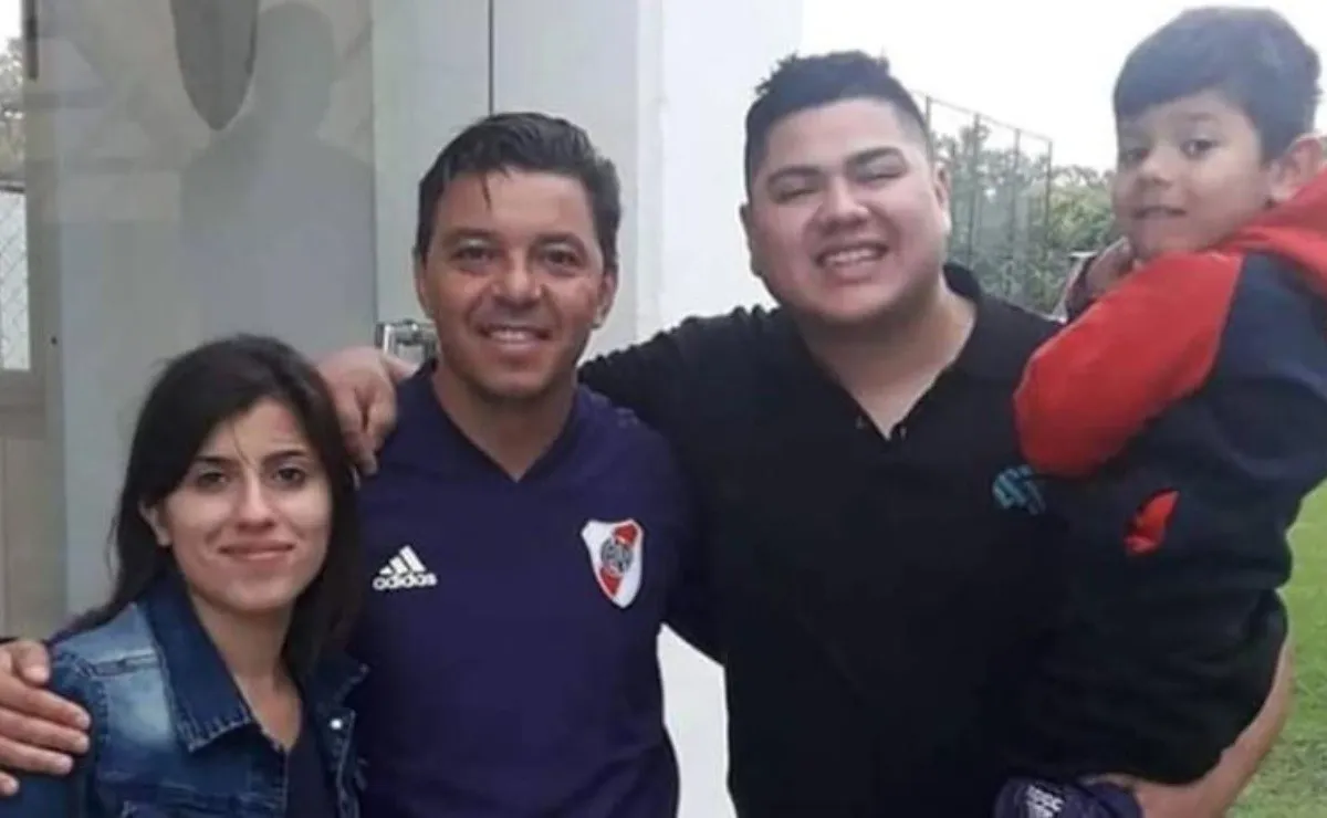 Gallardo charló durante unos 10 minutos con Velázque en River Camp.