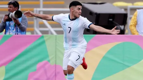 Fernando Valenzuela surgió de Racing, estuvo a préstamo en Nueva Chicago y ahora está en Barracas Central.