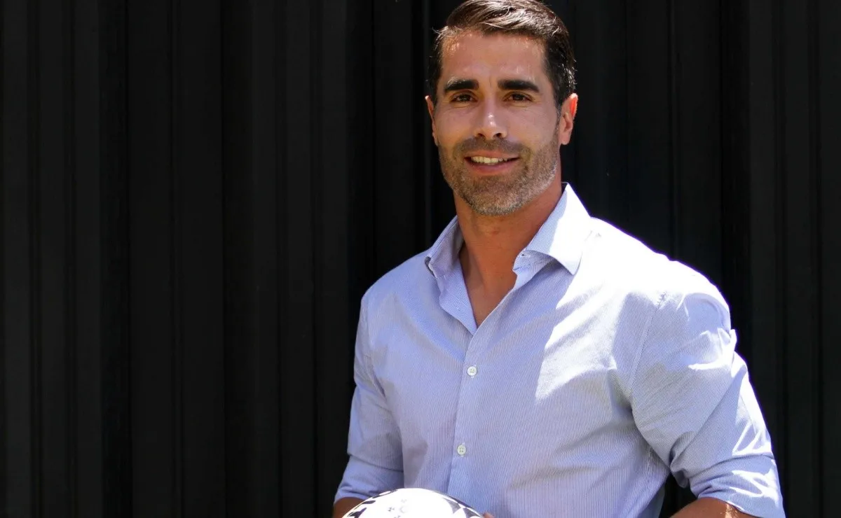 Juan Pablo Ángel fue transferido al Aston Villa en casi 12 millones de dólares brutos.