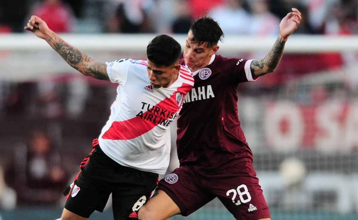 Carlos Auzqui jugó 42 partidos oficiales en River, donde marcó 4 goles. (FOTO: Getty)