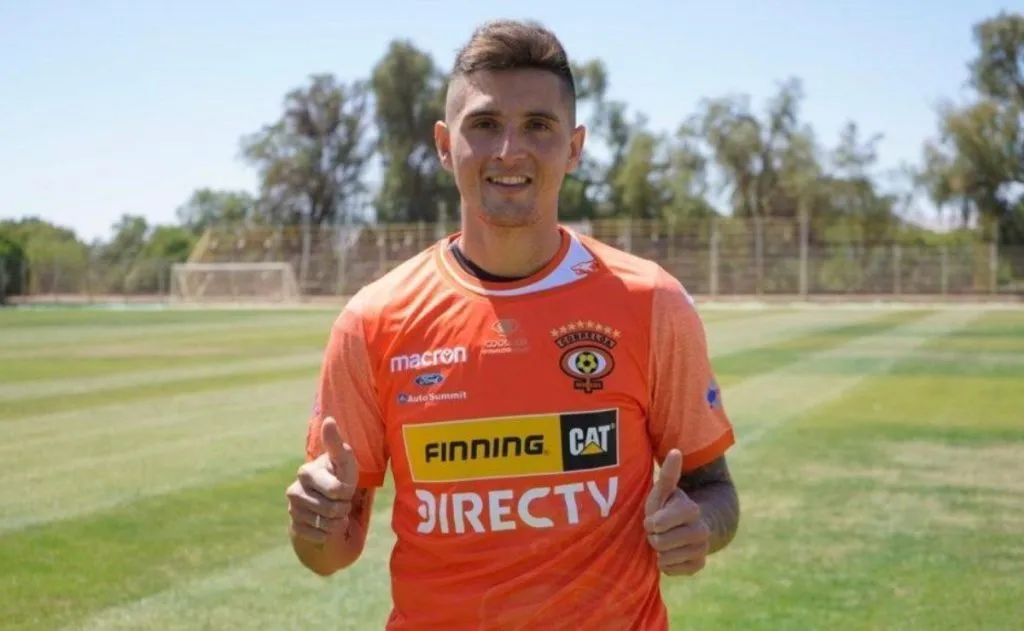 Cobreloa fue el club en el que más partidos jugó Velazco: 56 encuentros.