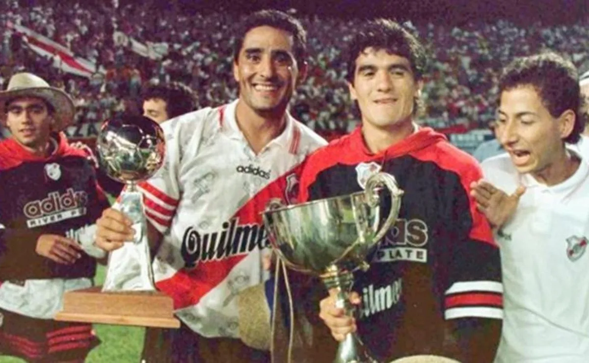 Hernán Díaz y Ariel Ortega compartieron el plantel de River y también jugaron en la Selección Argentina.
