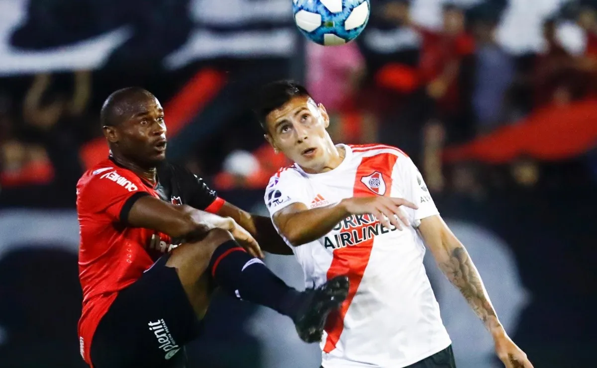 Fabrizio Angileri lleva 20 partidos oficiales, con una asistencia, sin goles ni expulsiones. (FOTO: Getty)