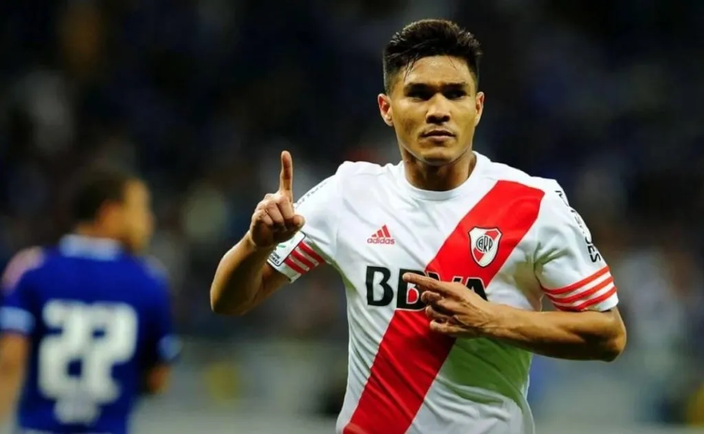 Teo Gutiérrez marcó 28 goles en 70 partidos oficiales para River. (FOTO: Prensa River)