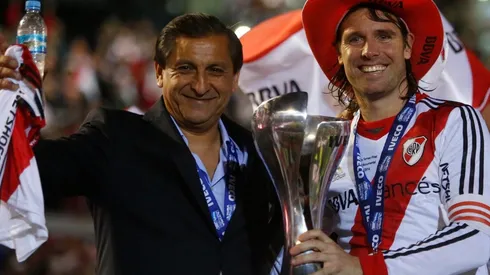 Ramón Díaz ganó otro título más seis días después: la Copa Campeonato 2013/14. (FOTO: Getty)