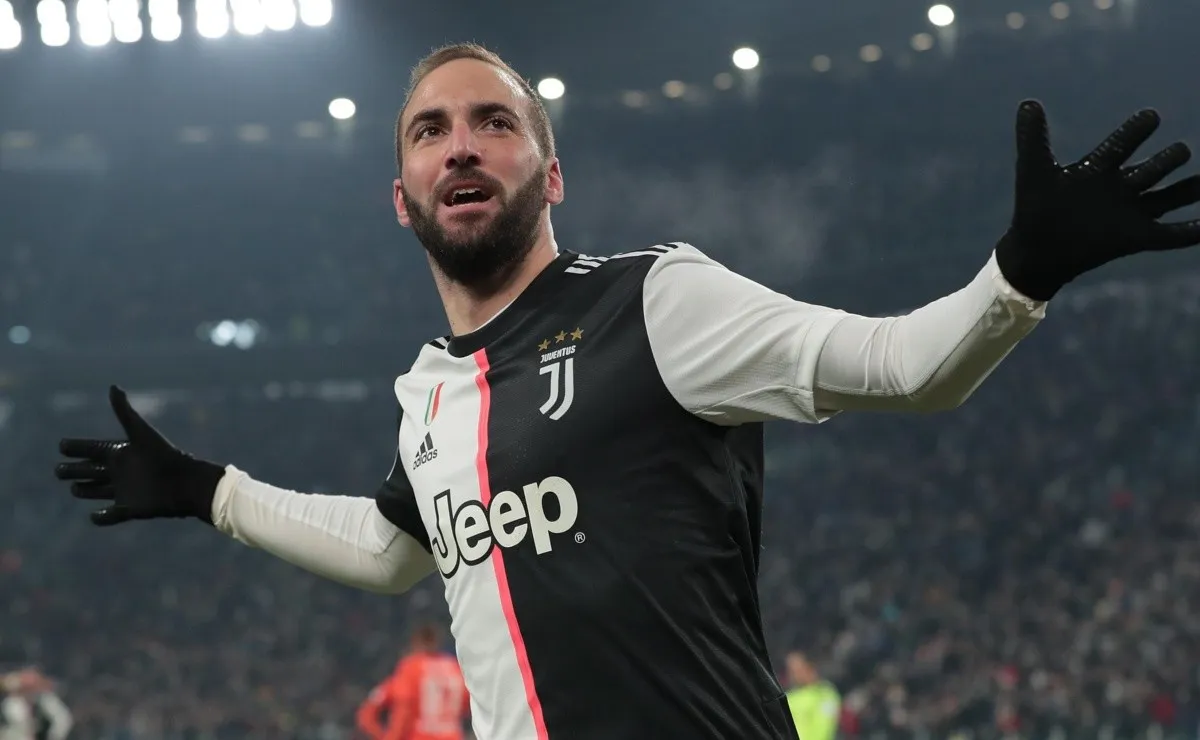 Gonzalo Higuaín jugó 41 partidos oficiales en River, donde marcó 15 goles, incluyendo dos a Boca. (FOTO: Getty)