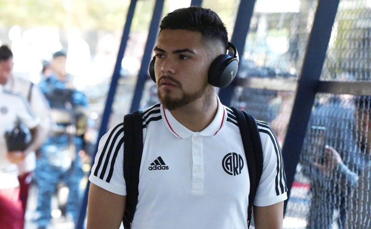 El zaguero deberá esperar, al menos, hasta abril para ver a su familia.