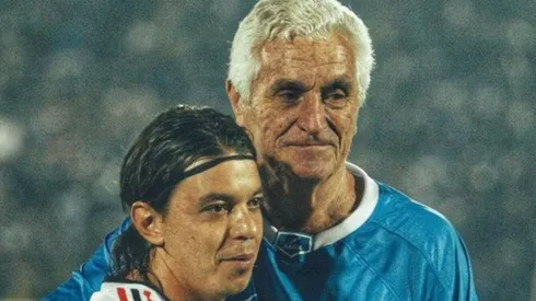 Amadeo y el Muñeco, abrazados hace más de 15 años