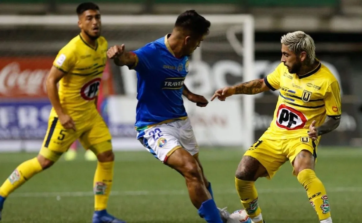 Audax Italiano y Universidad de Concepción jugaron en el torneo chileno, cuya suspensión es inminente. (FOTO: Getty)