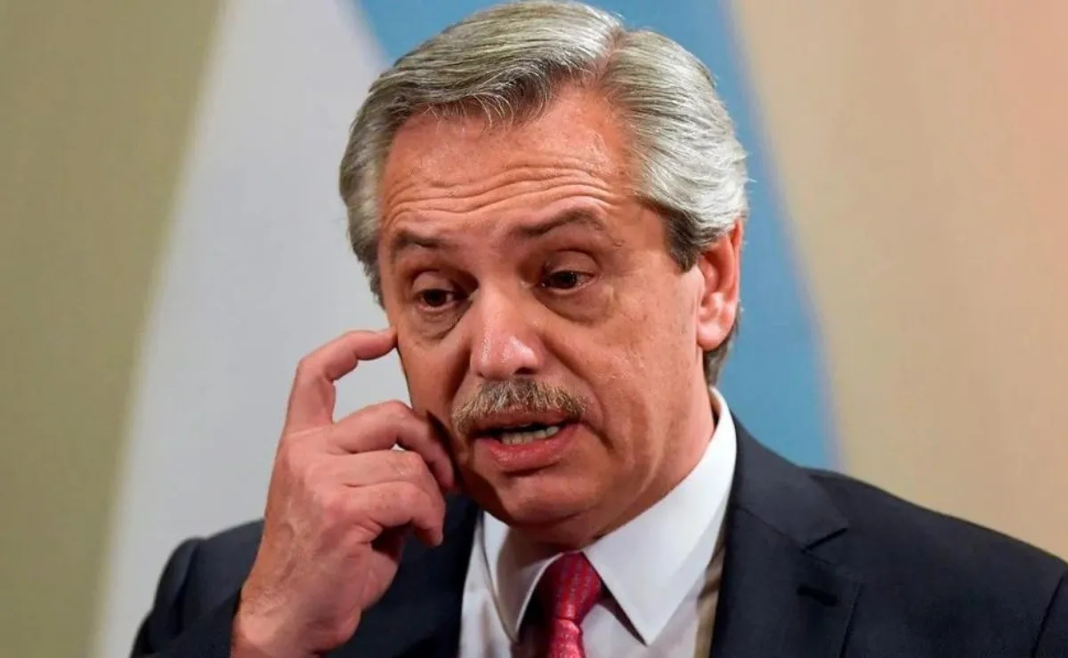 El presidente no se opone a que el fútbol siga sin público