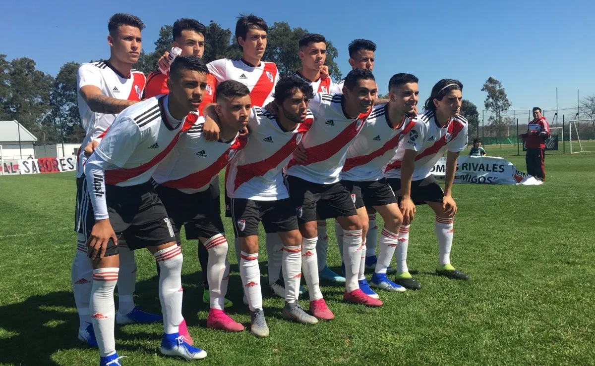 River les dio licencia a los jugadores de todas sus categorías, incluyendo Divisiones Inferiores. (FOTO: LPM)