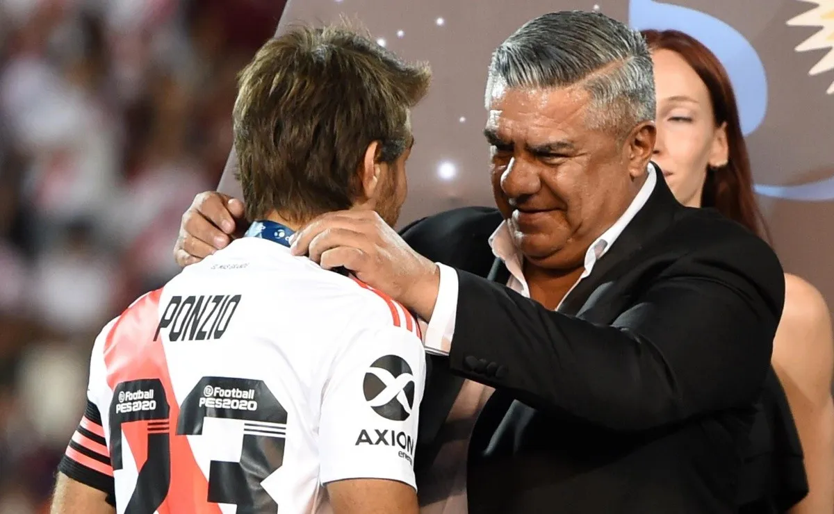 Ponzio, líder del plantel de River, y Claudio Tapia, presidente de la AFA, en veredas opuestas. (FOTO: Getty)