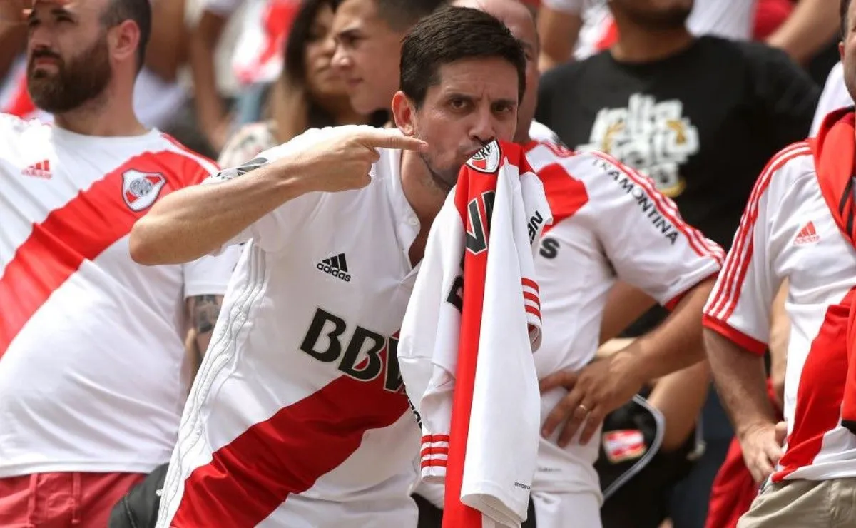 Uno de los grandes orgullos del hincha de River: su camiseta.