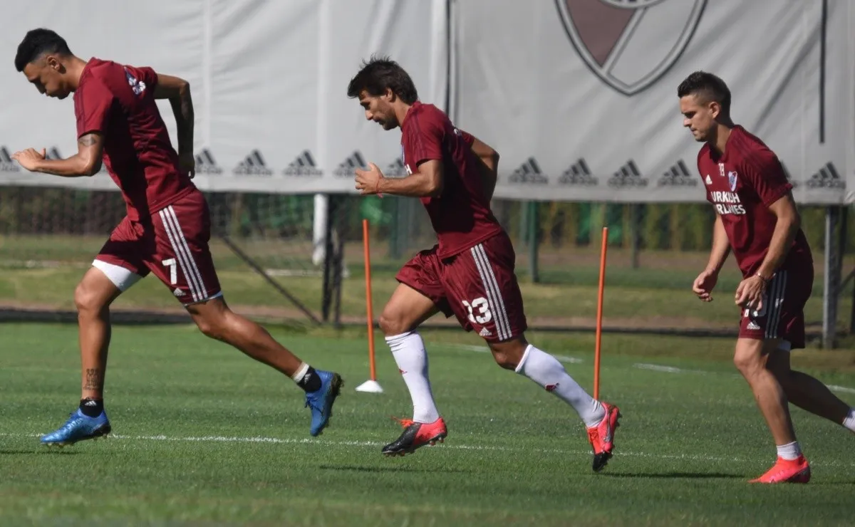 River se entrenó en el River Camp.