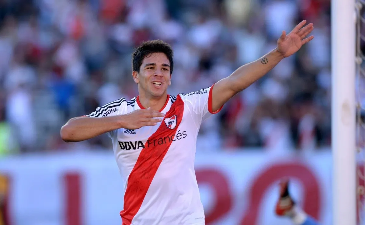 Giovanni anotó cuatro goles con la camiseta de River.