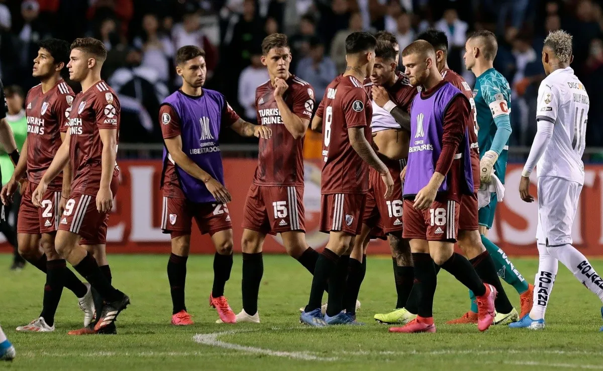River fue una sombra en Quito y cayó en su debut copero.