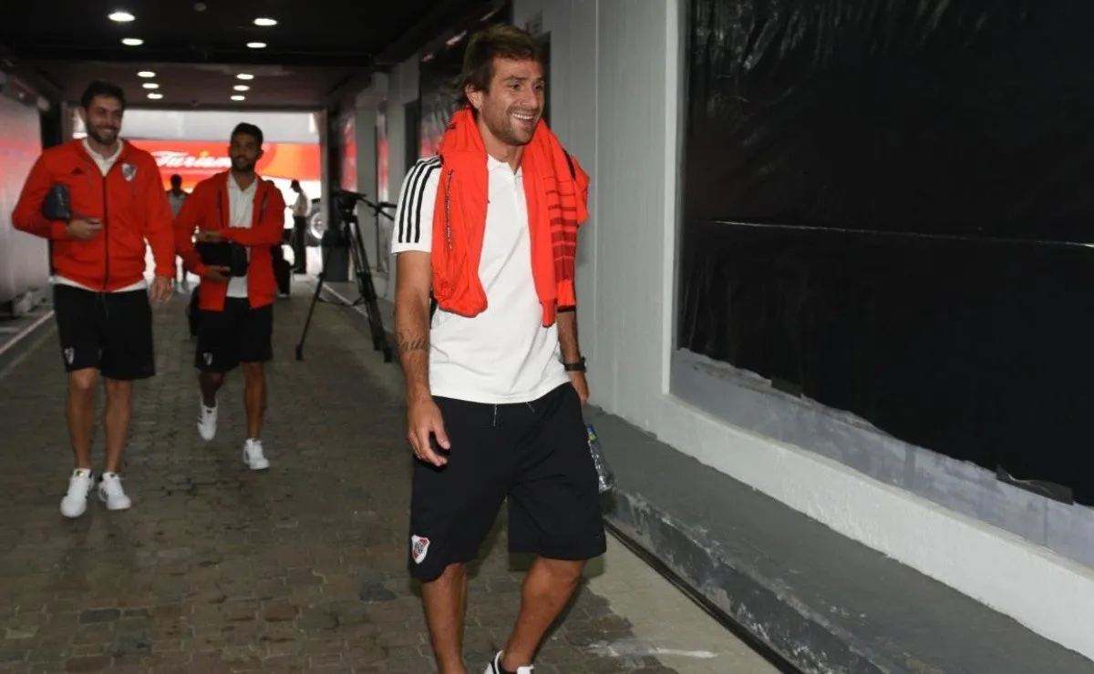 River, listo para enfrentar a Liga de Quito en Ecuador.
