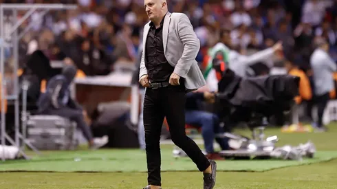 Pablo Repetto, DT de Liga de Quito, tiene a River entre ceja ceja.