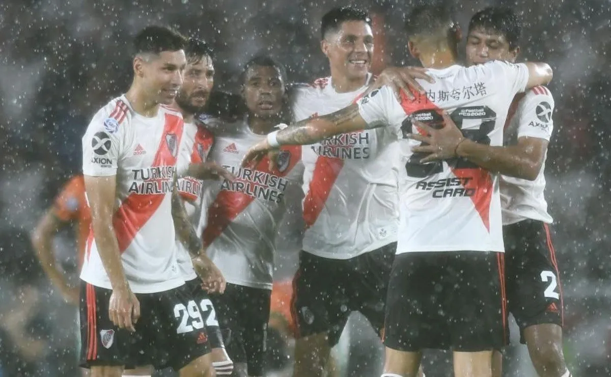 El Más grande disputará seis partidos en 19 días y debutará en dos competencias