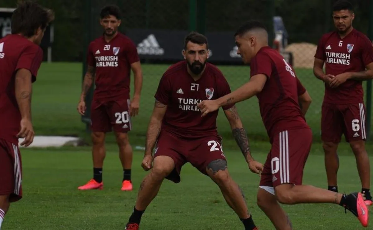 Ya están los 19 jugadores para recibir al Halcón.