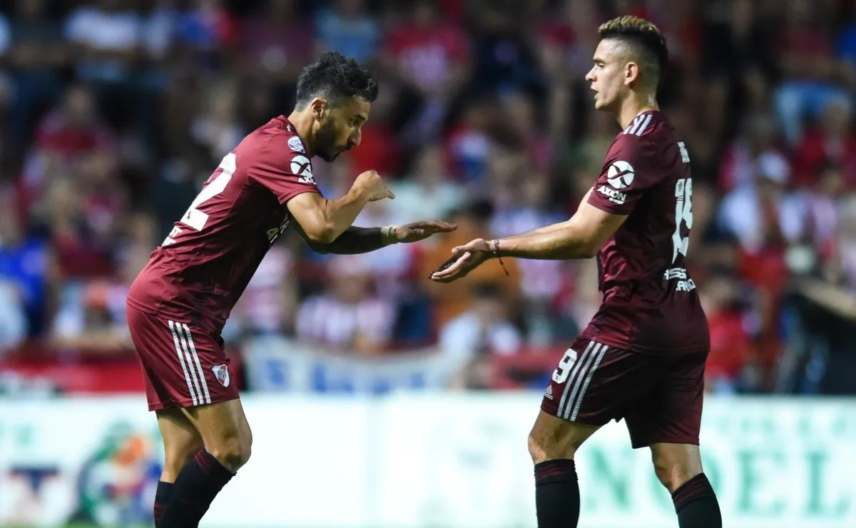 El cambio obligado: Scocco por el suspendido Borré.