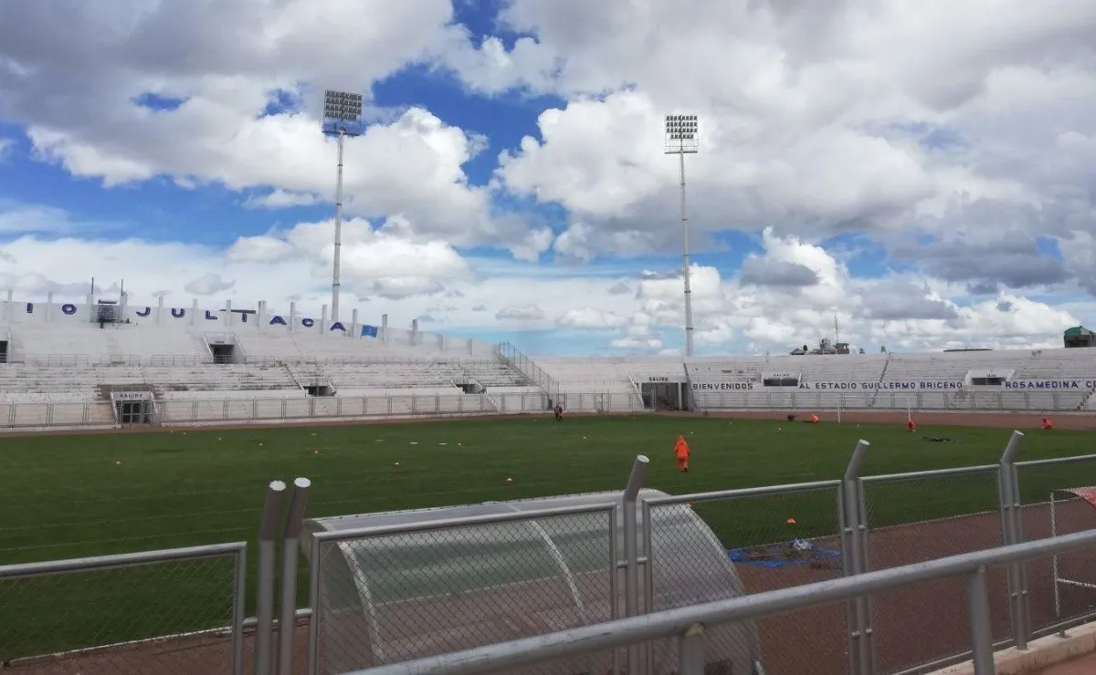 El estadio Guillermo Briceño Rosamedina y su nuevo sistema de iluminación