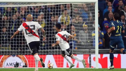 "Y va el tercero, y va el tercero", se leyó en la cuenta del equipo inglés