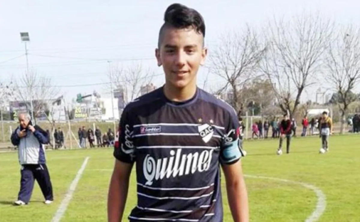 Axel Batista hizo todas las Divisiones Inferiores en Quilmes hasta sumarse a River. (FOTO: @MaruBertacchini)