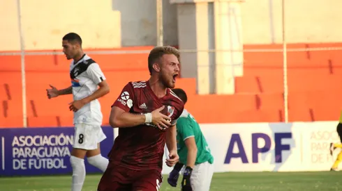 Beltrán erró un penal y luegó puso el 2-1.