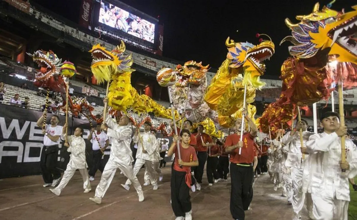 La danza de leones y dragones se va a realizar nuevamente en el Monumental este domingo