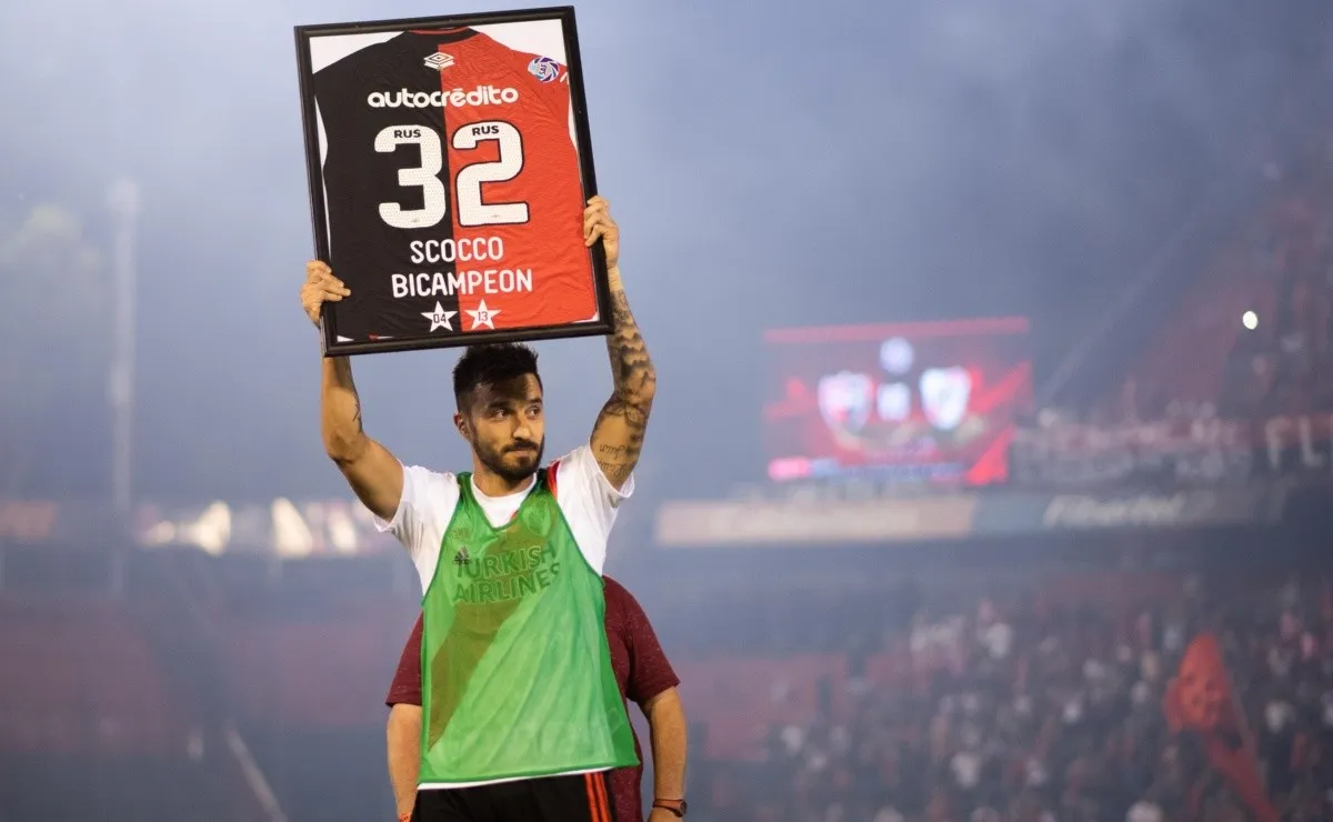 Desde Rosario sueñan con llevarse al goleador.