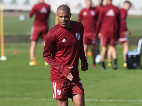 De La Cruz, con un problema lumbar, trabajó con una rutina liviana