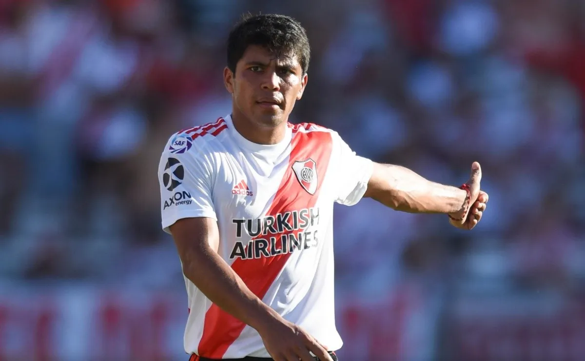 El paraguayo viene siendo de lo mejor en la defensa de River.