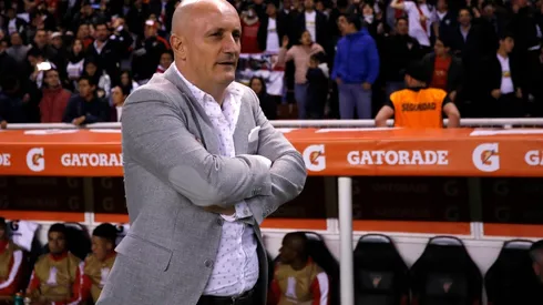 En Quito festejan la sanción a River