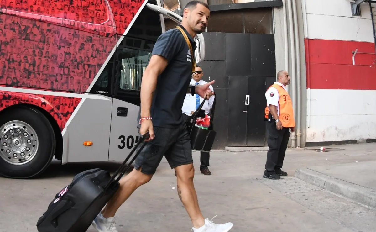 El uruguayo ya había estado en algunos partidos en el Monumental tras su retiro.