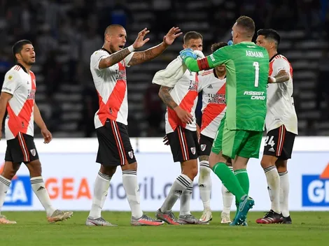 Otros grandes triunfos de River con un jugador menos