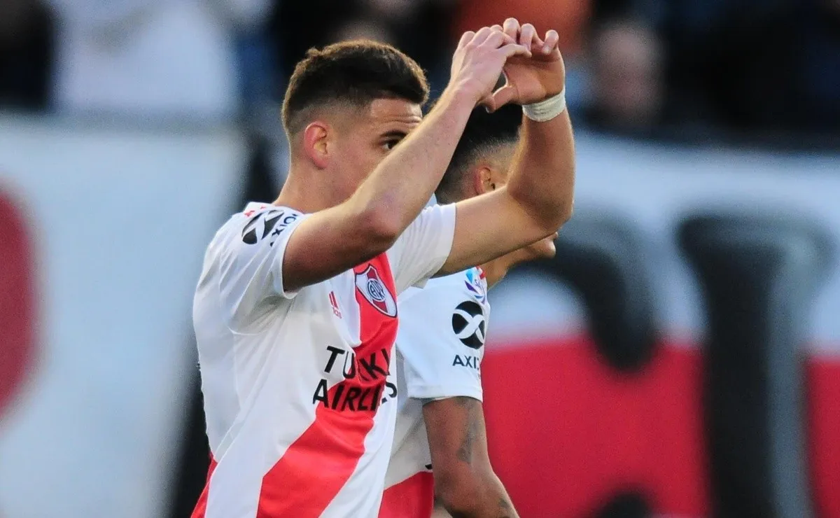 Rafael Borré busca terminar como goleador del torneo, algo que en River no sucede desde el Clausura 2002. (FOTO: Getty)