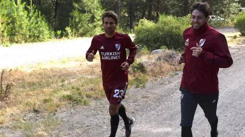 Ponzio y Lux, juntos corriendo en la pretemporada de River en San Martín de Los Andes.