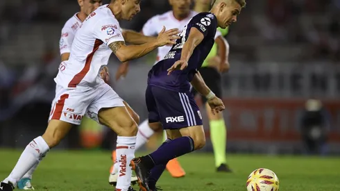 El último cruce con los santafesinos se jugó en el Monumental: River cayó por 2-1.